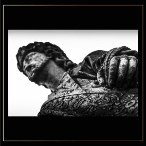 Statue de pierre